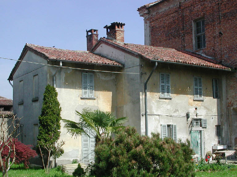Casa del cappellano della Cascina Trognano (ex) (casa) - Bascapè (PV) 