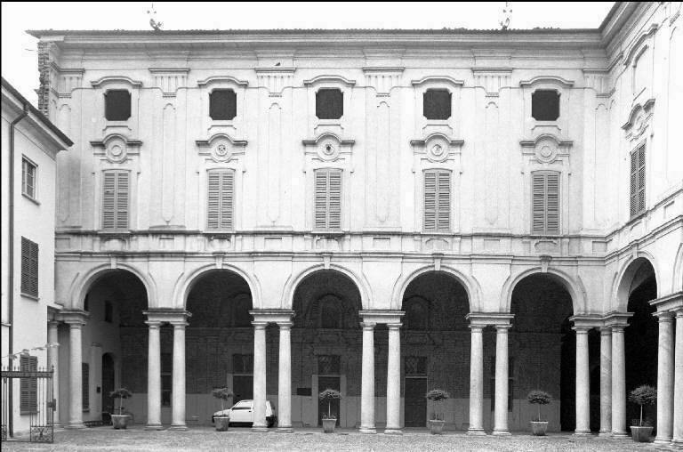 Ala est del Palazzo Vescovile (palazzo vescovile) - Lodi (LO) 