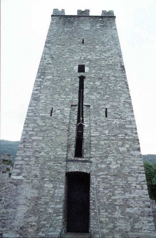 Torre di Vezio (torre) - Varenna (LC) 