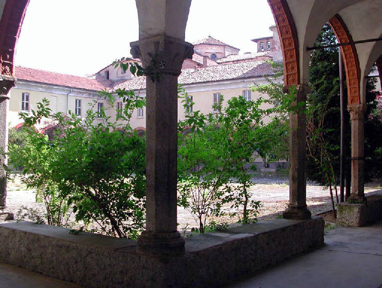 Chiostro principale del Monastero di S. Salvatore (monastero) - Pavia (PV) 