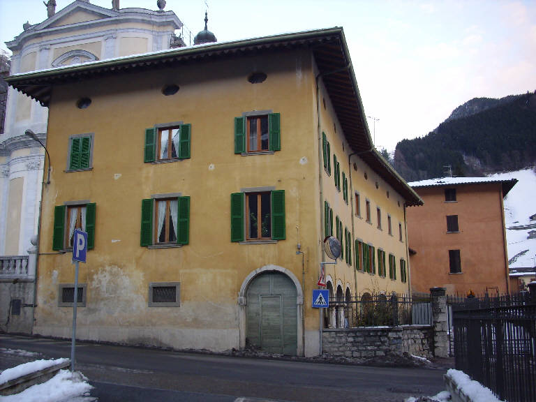 Casa parrocchiale Piazza San Giorgio 6 (canonica) - Ardesio (BG) 