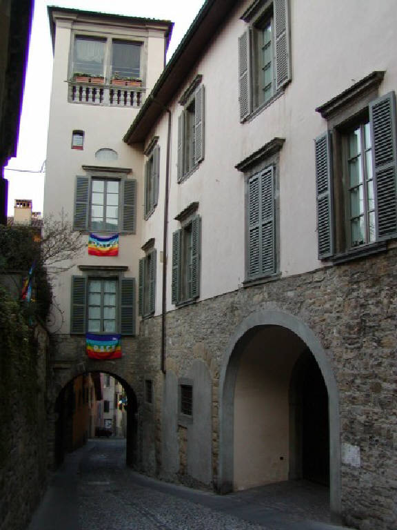 Casa Lupi e Zanchi (già) (palazzo) - Bergamo (BG) 