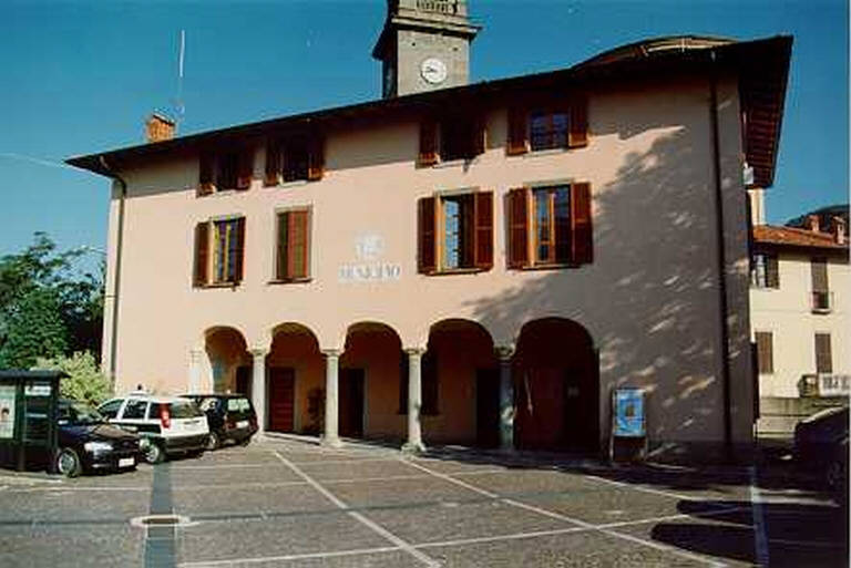 Municipio di Villa d'Adda (casa) - Villa d'Adda (BG) 