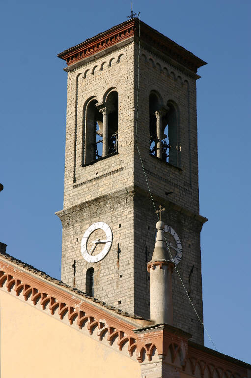 Campanile della Chiesa di S. Tecla (campanile) - Torno (CO) 