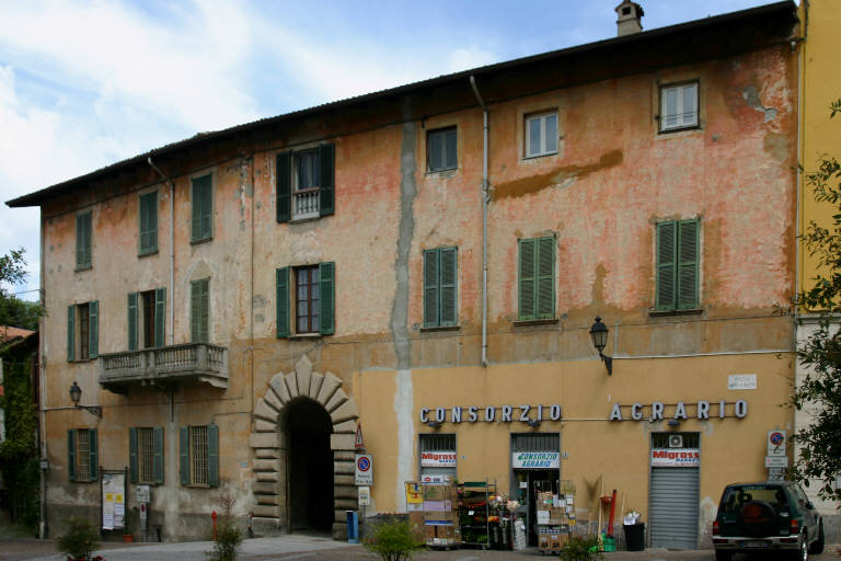 Palazzo Visconti (palazzo) - Asso (CO) 