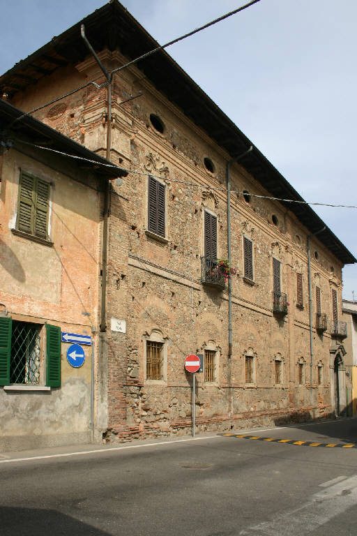 Palazzo Lavezzari (palazzo) - Binago (CO) 