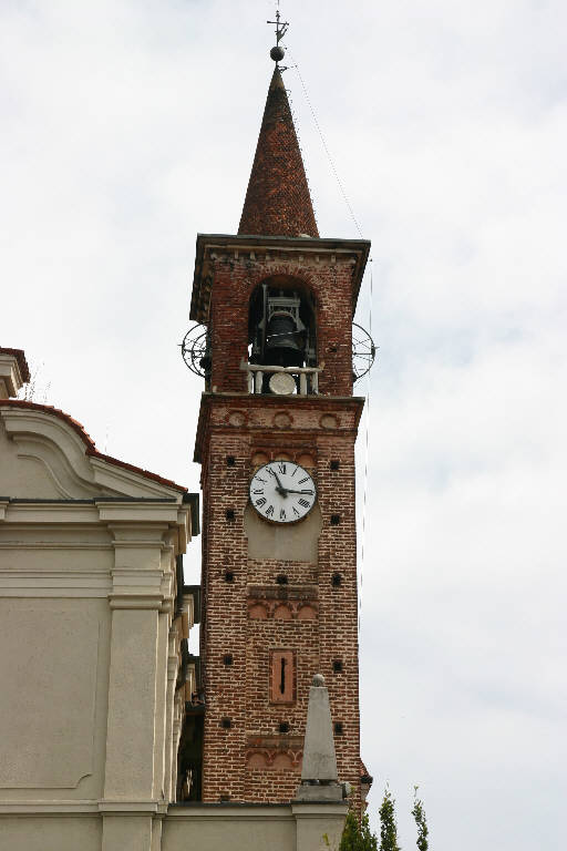 Campanile della Chiesa di S. Maria Assunta (campanile) - Carbonate (CO) 