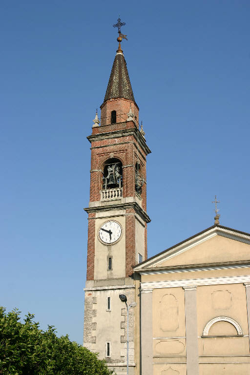 Campanile della Chiesa dei SS. Ippolito e Cassiano (campanile) - Bregnano (CO) 