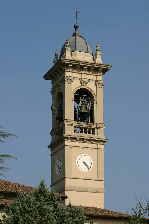 Campanile della Chiesa dei SS. Giacomo e Filippo (campanile) - Merone (CO) 