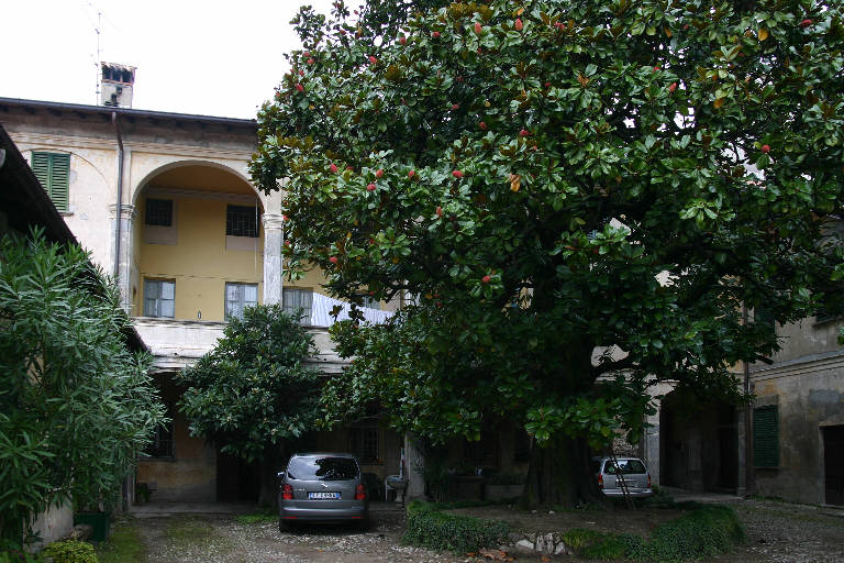 Palazzo Mattirolo (palazzo) - Rodero (CO) 