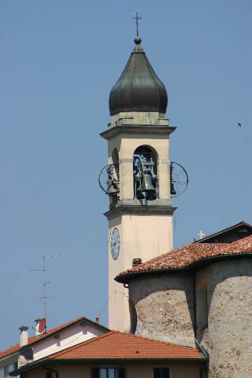 Campanile della Chiesa di SS. Cosma e Damiano (campanile) - Villa Guardia (CO) 