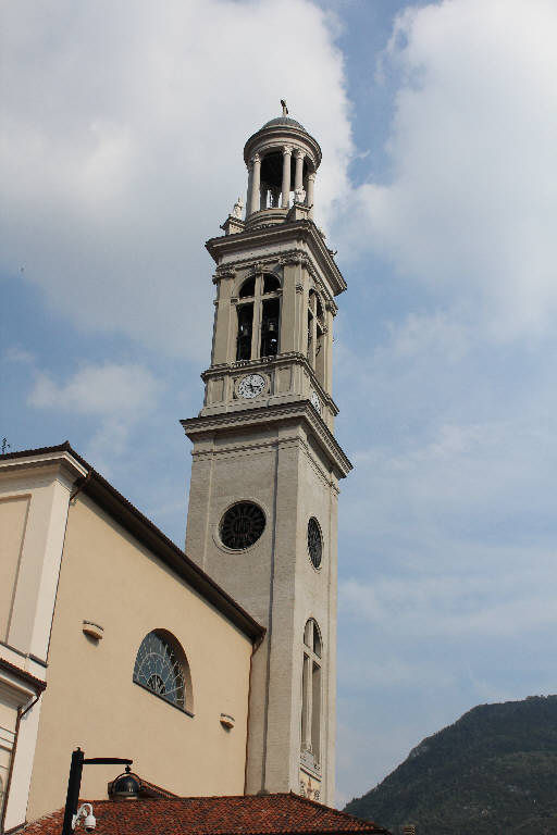 Campanile della Chiesa di S. Antonio Abate (campanile) - Valmadrera (LC) 