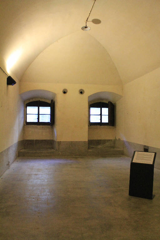 Caserma del Forte Montecchio Nord (caserma) - Colico (LC) 