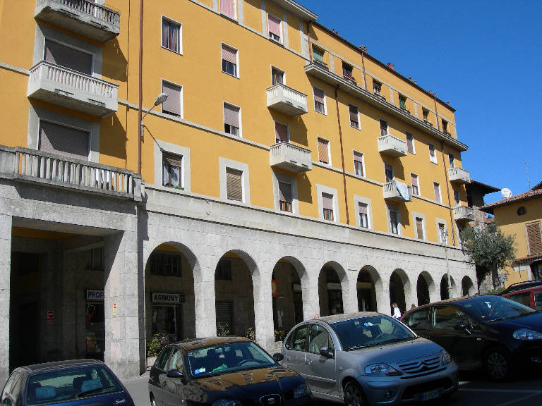 Palazzo Piazza Libertà 11 (palazzo) - Missaglia (LC) 