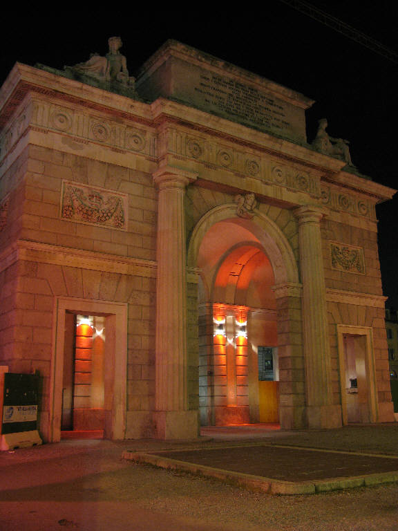 Arco e caselli di Porta Garibaldi (casello) - Milano (MI) 