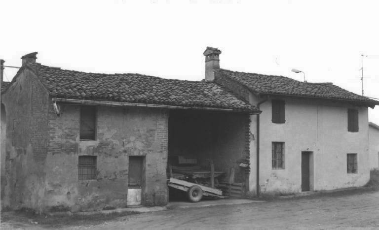 Cascina Via Piave 71A - complesso (cascina) - Santo Stefano Lodigiano (LO) 
