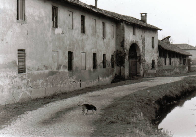 Cascina Castello - complesso (cascina) - Brembio (LO) 