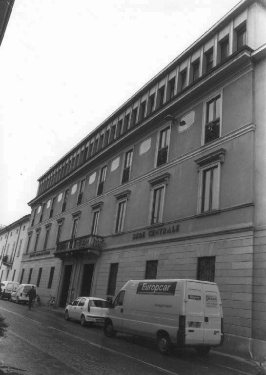 Palazzo della Banca Popolare di Lodi (banca) - Lodi (LO) 