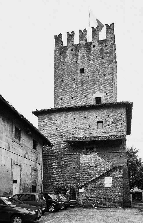 Torre dei Pusterla (torre) - Casalpusterlengo (LO) 