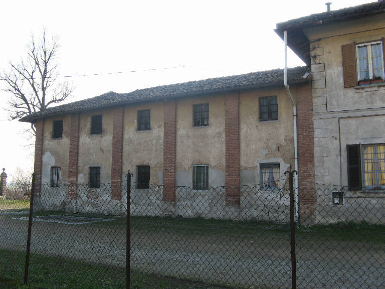Locali di deposito della Cascina Robaione (rustico) - Cusago (MI) 