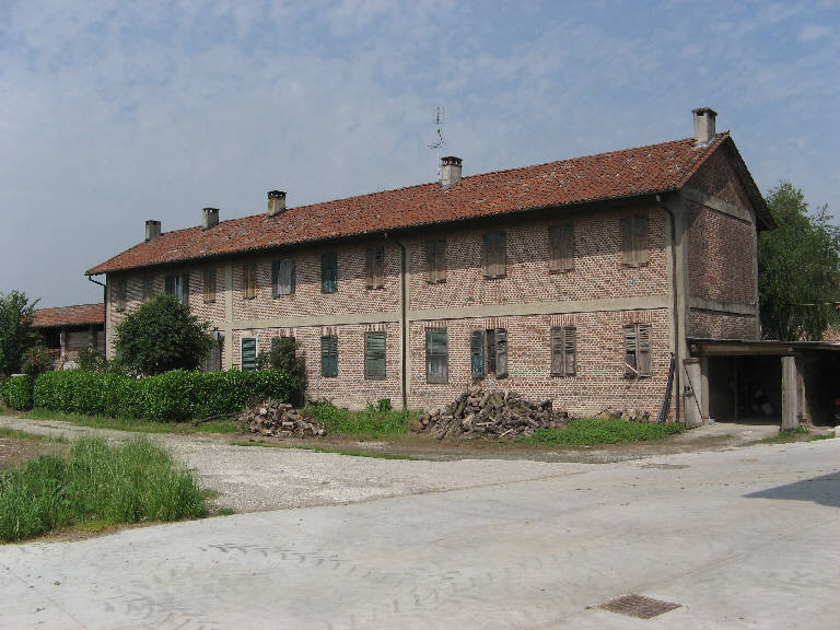 Case coloniche della Cascina Resentera (edificio a schiera) - Locate di Triulzi (MI) 