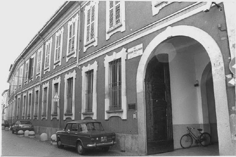 Palazzo Confalonieri (palazzo) - Abbiategrasso (MI) 
