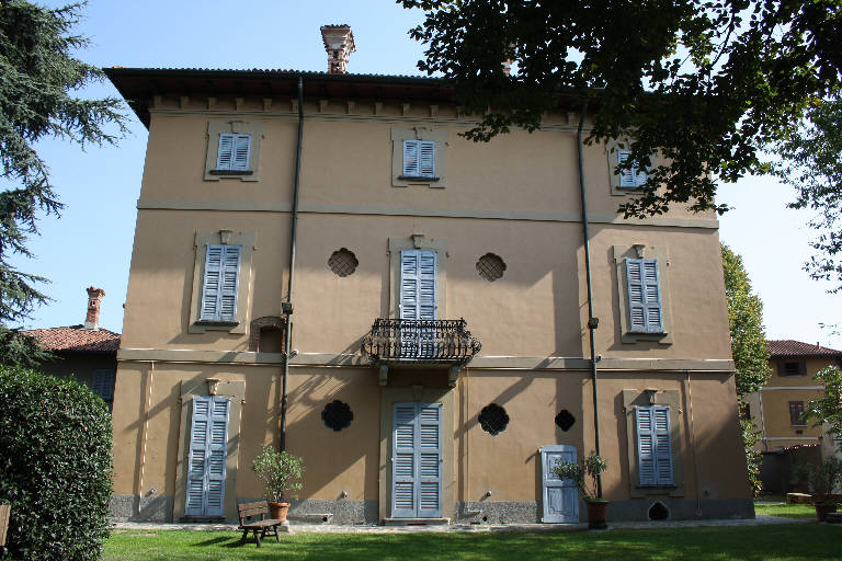 Villa Paravicini, Dal Verme Sessa, Calcagni - complesso (villa) - Aicurzio (MB) 
