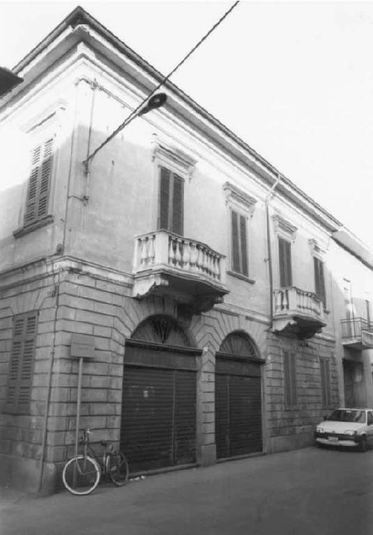 Palazzo Vallesi (palazzo) - Buscate (MI) 