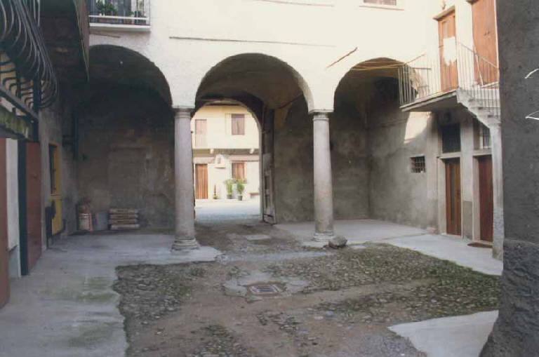 Porticato barocco (casa a corte) - Cambiago (MI) 