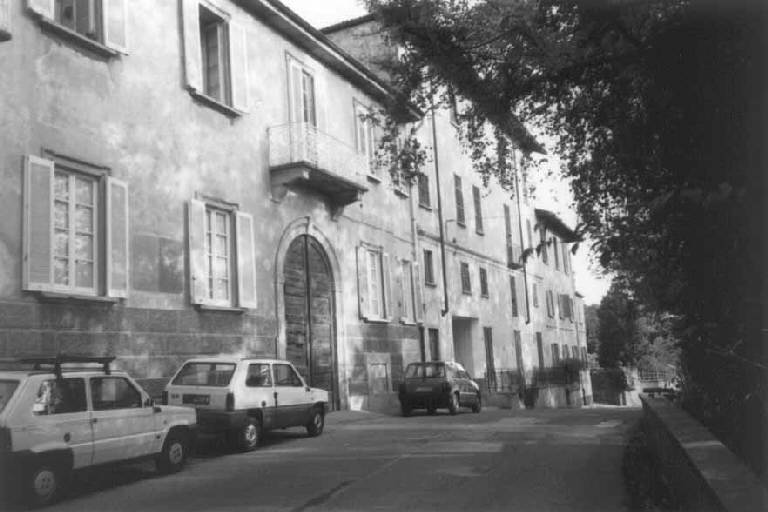 Casa Via Crivelli 11 (palazzo) - Carate Brianza (MB) 