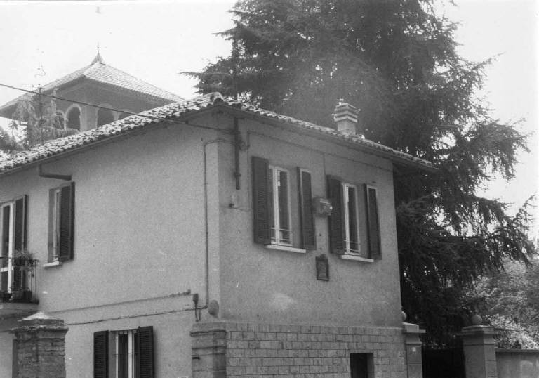 Villa con torre Via Bertarini 21 (villa) - Carugate (MI) 