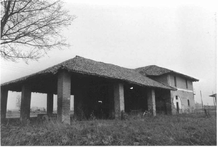 Edificio del mulino presso Cascina Melone (mulino) - Casarile (MI) 