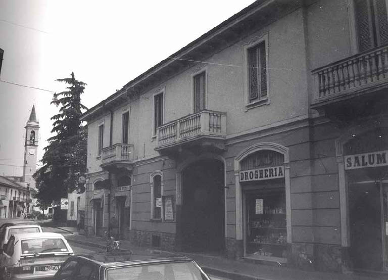 Casa Torri (edificio a blocco) - Cornaredo (MI) 