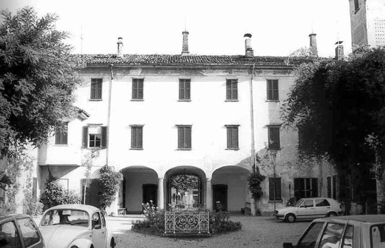 Villa Gavazzi, Balossi (villa) - Cornaredo (MI) 