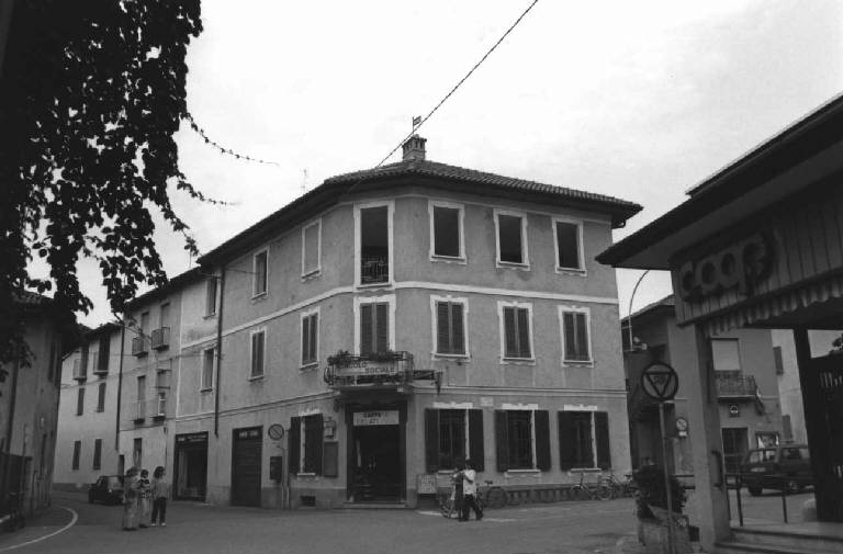 Palazzina del circolo Sociale (palazzo) - Mezzago (MB) 