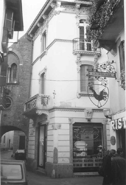 Palazzo Via Canonica 20 (palazzo) - Monza (MB) 