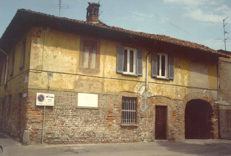 Casa Maggiolini (palazzo) - Parabiago (MI) 