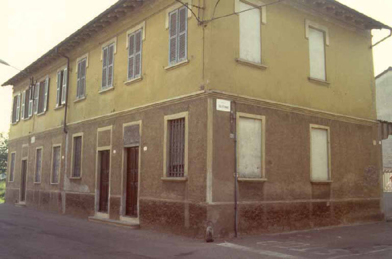 Casa Riscaldara (casa) - Parabiago (MI) 