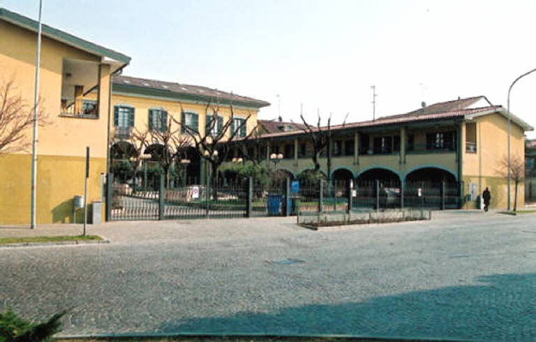 Palazzo Opizzoni (palazzo) - Pioltello (MI) 