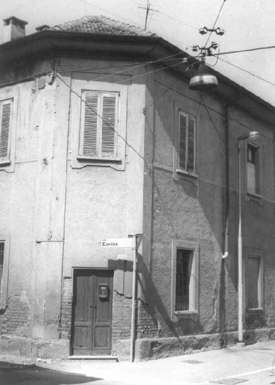 Casa vecchio nucleo Via Biringhello 112 (edificio in linea) - Rho (MI) 