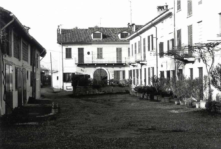 Corte residenziale Graffioni (casa a corte) - San Colombano al Lambro (MI) 