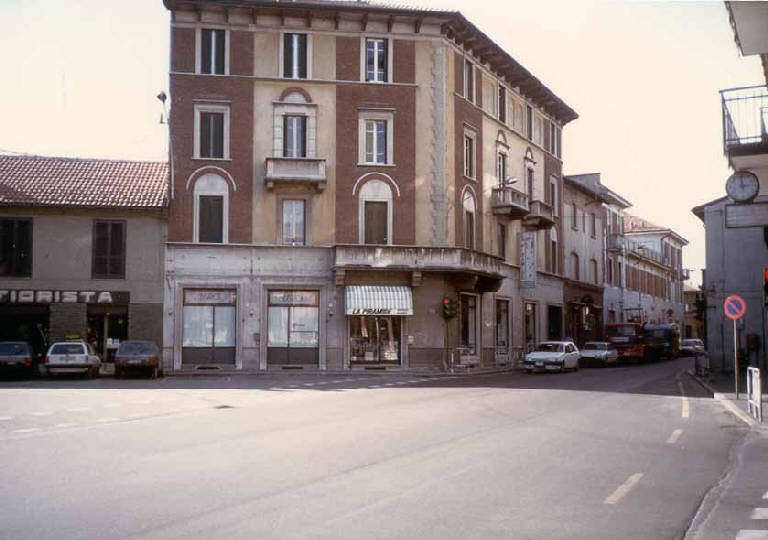 Palazzo Banca di Legnano (ex) (palazzo) - San Vittore Olona (MI) 