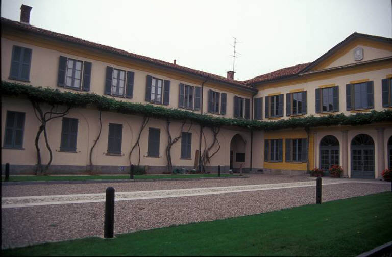 Villa Borromeo D'Adda, Khevvenhuller (villa) - Solaro (MI) 