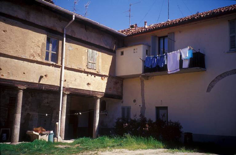 Casa da nobile Via Don Mario Ciceri 3 - complesso (casa) - Sulbiate (MB) 