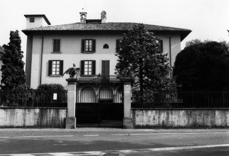 Villa Besozzi, Valentini (villa) - Veduggio con Colzano (MB) 