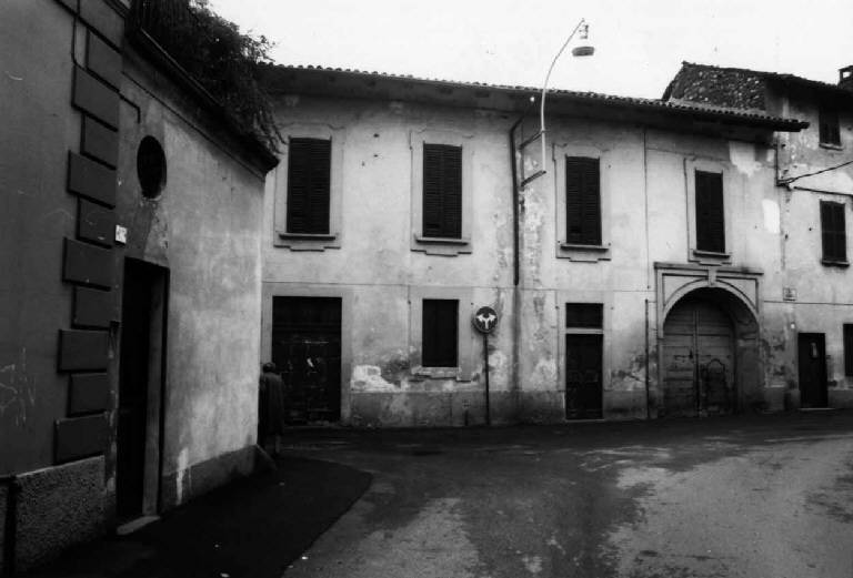 Corte Piazza Crivrelli (casa a corte) - Trezzo sull'Adda (MI) 