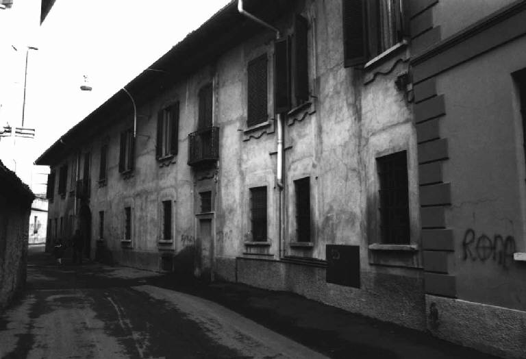 Casa Piazza Crivelli (casa) - Trezzo sull'Adda (MI) 