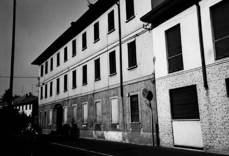 Corte rurale Via Mazzini 34 (casa a corte) - Vimercate (MB) 