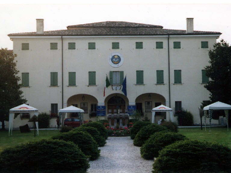 Villa Ippoliti (villa) - Gazoldo degli Ippoliti (MN) 