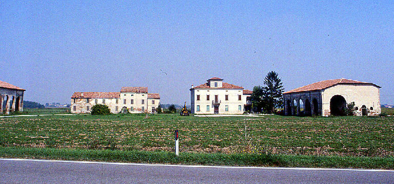 Corte Ca' Rossa - complesso (cascina) - Bagnolo San Vito (MN) 